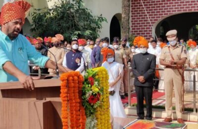 स्वातंत्र्याचे ७५ वे वर्ष जिल्ह्यात ‘सेवा वर्ष’ म्हणून साजरे करणार – पालकमंत्री बच्चू कडू यांची घोषणा